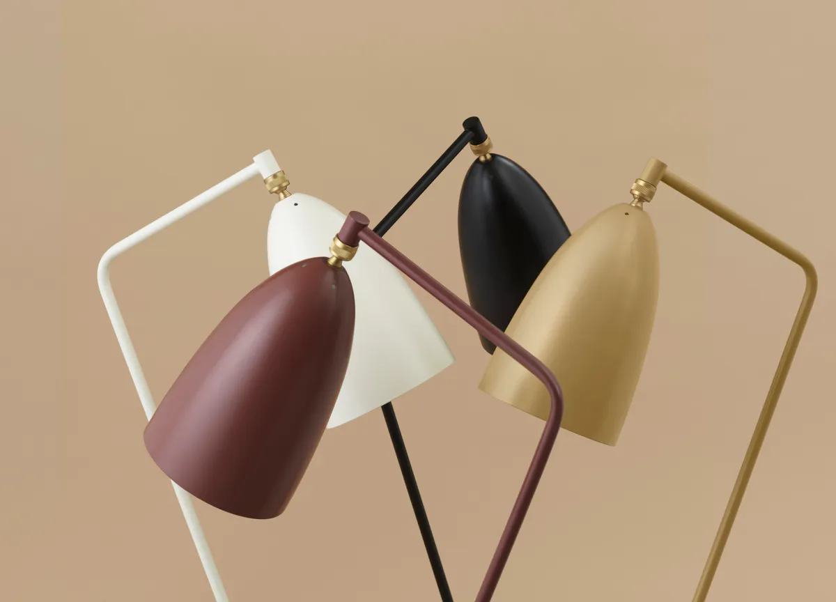 Gubi Gräshoppa Gulvlampe, Sort