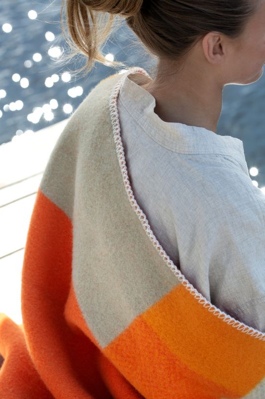 Røros Tweed Mikkel Pledd, Orange