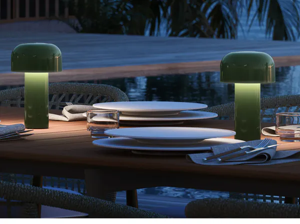 Hovedbilde Flos Bellhop Oppladbar lampe