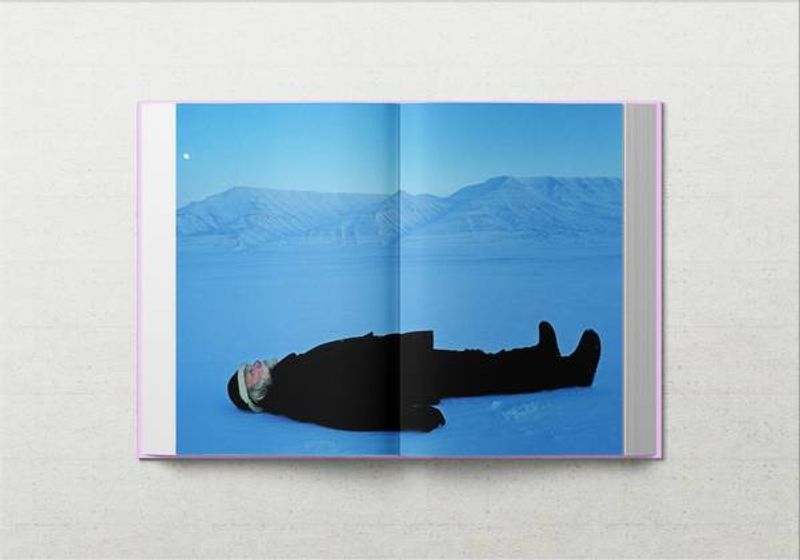 Utenfor Allfarvei Kåre Tveter. Det gåtefulle lyset. Svalbard.
